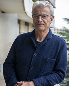 Portrait de Roger Sue