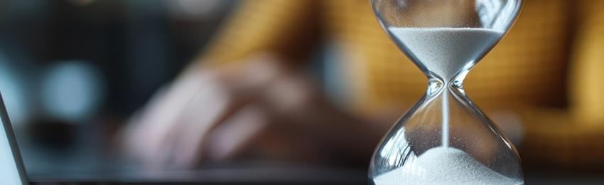 Le défi de la sobriété numérique sablier